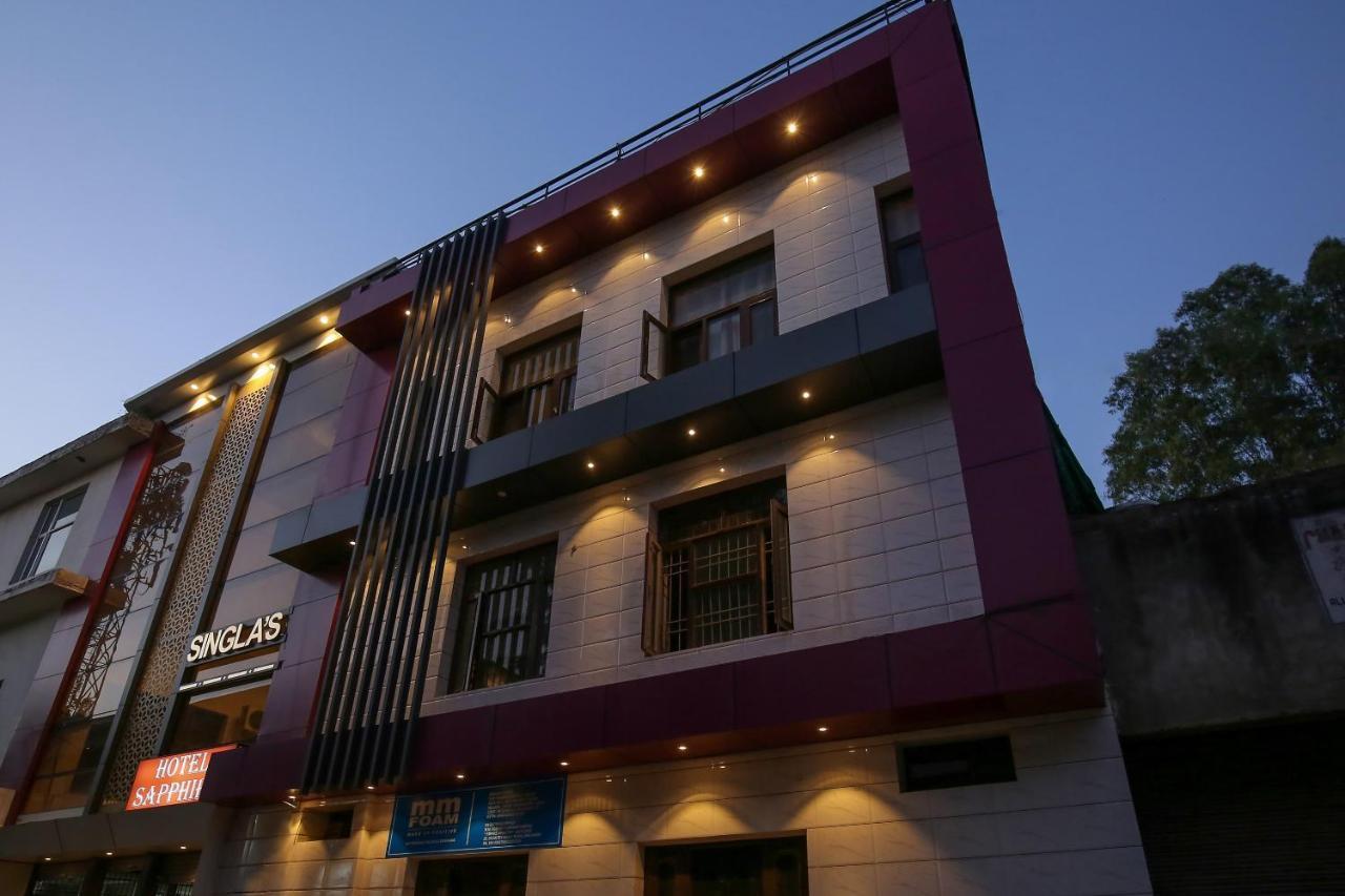 Collection O Sapphire Hotell Chandīgarh Eksteriør bilde