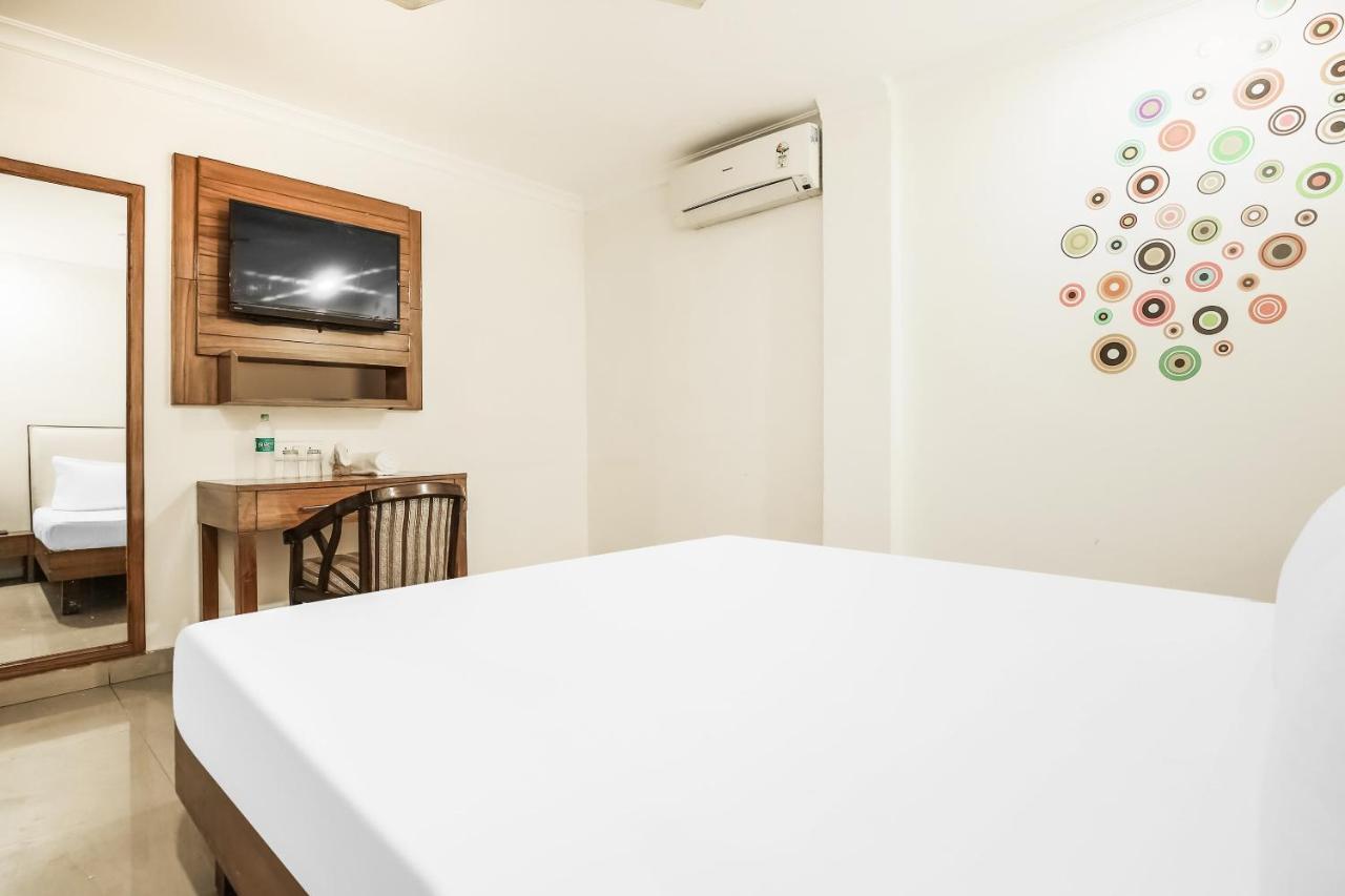 Collection O Sapphire Hotell Chandīgarh Eksteriør bilde