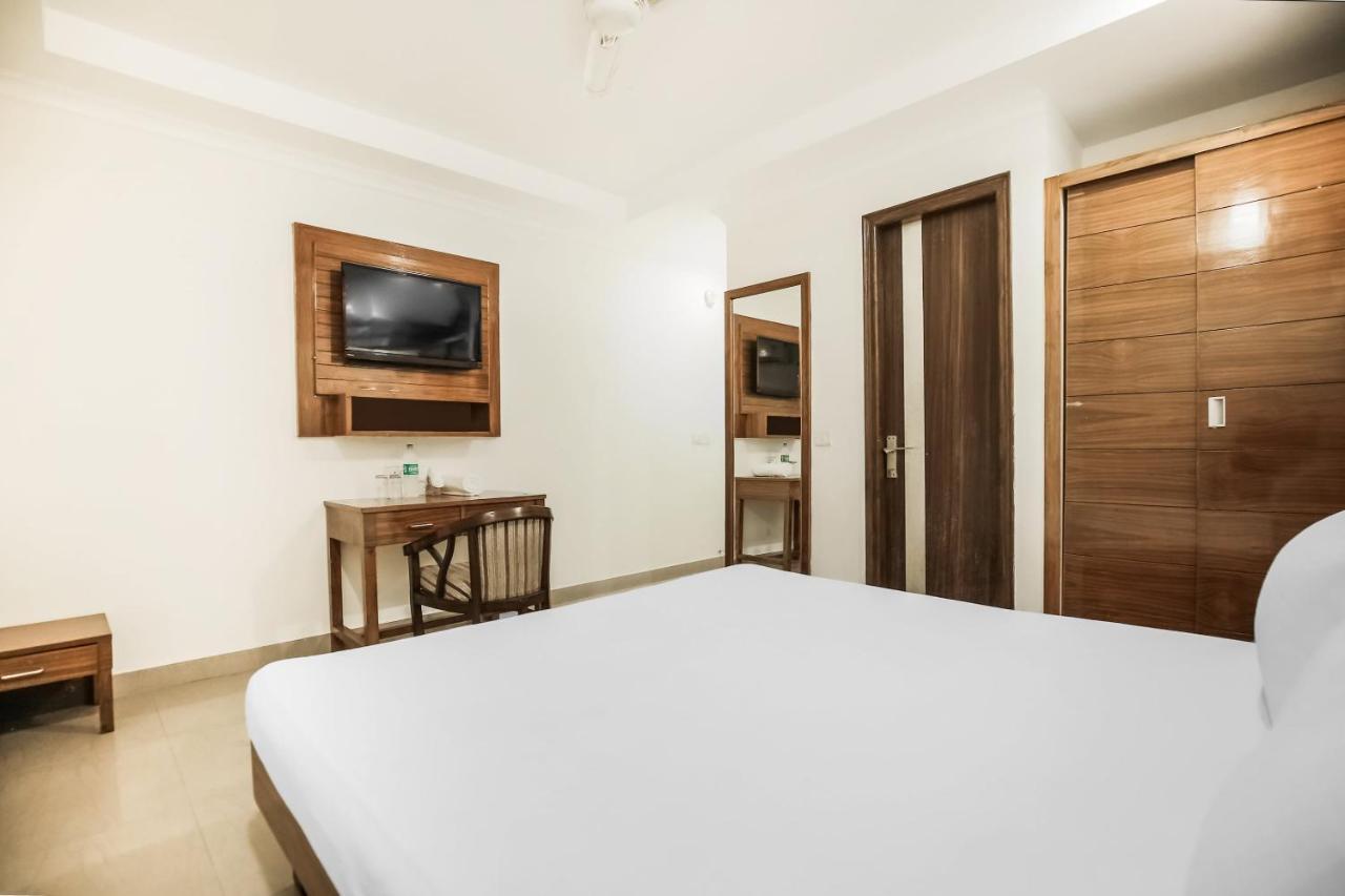 Collection O Sapphire Hotell Chandīgarh Eksteriør bilde